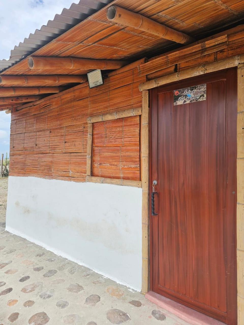 Estadero Los Hoyos Villavieja Extérieur photo